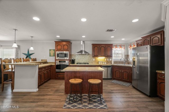 12435 SUGDEN Road, Clint, TX 79836