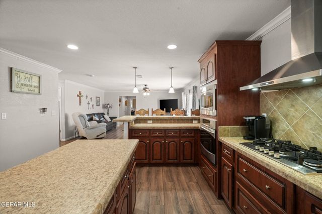 12435 SUGDEN Road, Clint, TX 79836