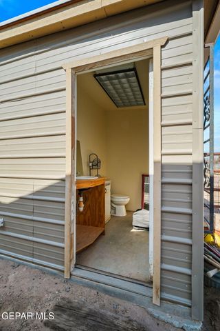 12435 SUGDEN Road, Clint, TX 79836