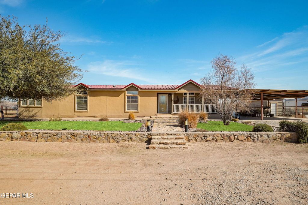 12435 SUGDEN Road, Clint, TX 79836