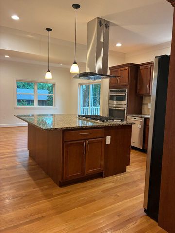 5311 SANGAMORE RD, Bethesda, MD 20816