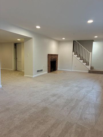 5311 SANGAMORE RD, Bethesda, MD 20816