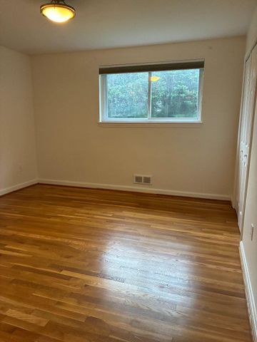 5311 SANGAMORE RD, Bethesda, MD 20816