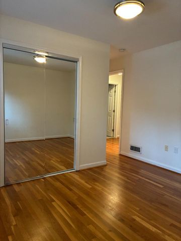 5311 SANGAMORE RD, Bethesda, MD 20816