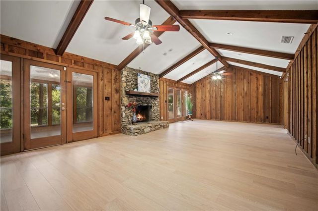 501 Lakeview Drive W, Mobile, AL 36695