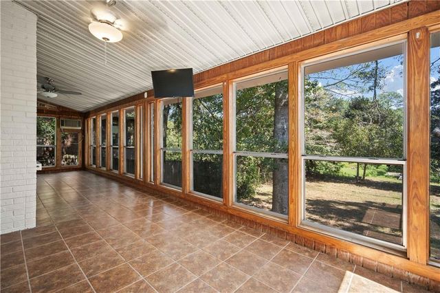 501 Lakeview Drive W, Mobile, AL 36695