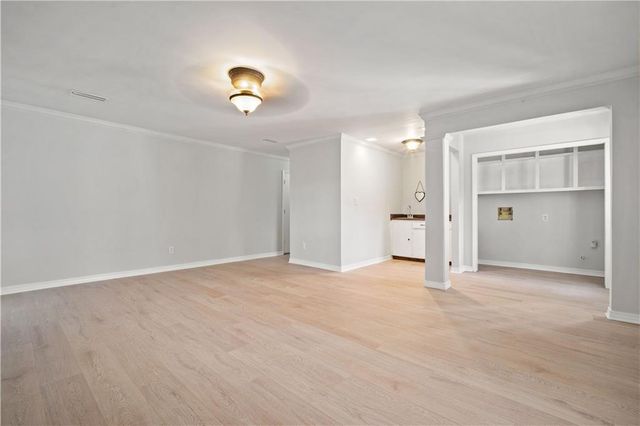 501 Lakeview Drive W, Mobile, AL 36695