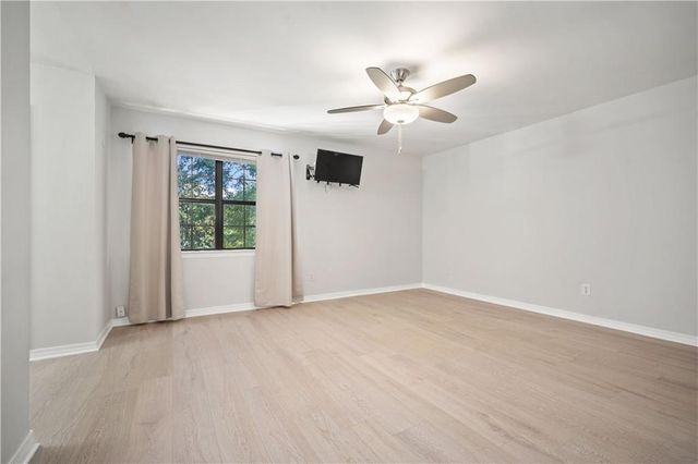 501 Lakeview Drive W, Mobile, AL 36695