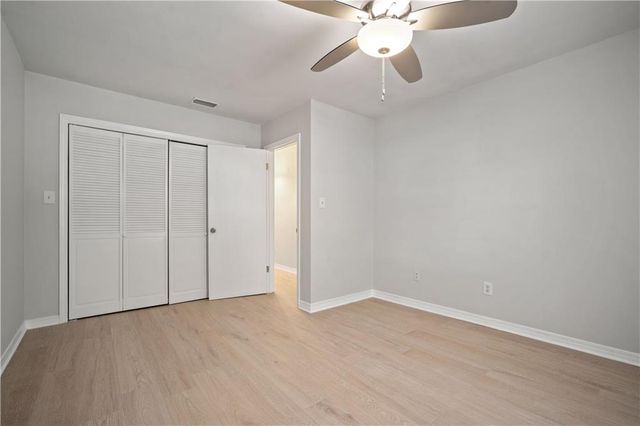 501 Lakeview Drive W, Mobile, AL 36695