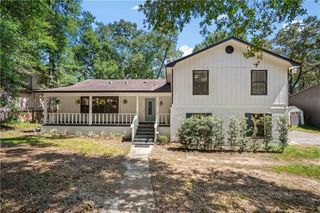 501 Lakeview Drive W, Mobile, AL 36695