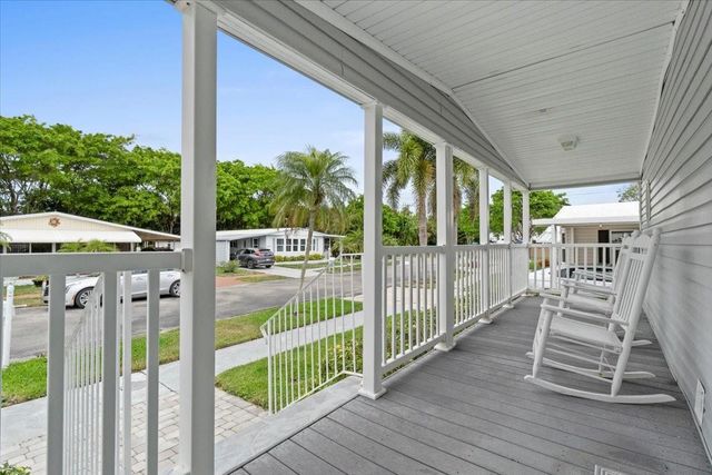 5362 NW 4th Ter, Deerfield Beach, FL 33064