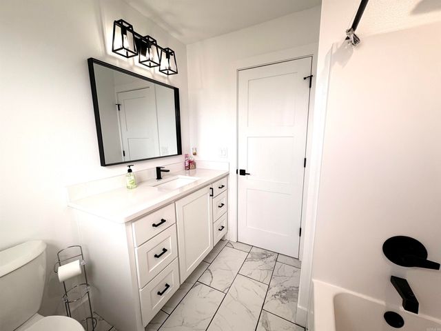 1 Hoxby Lane, Bella Vista, AR 72714