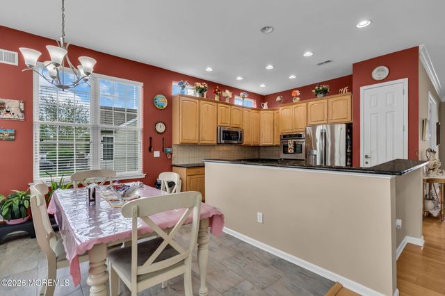 28 Kings North Road, Jackson, NJ 08527