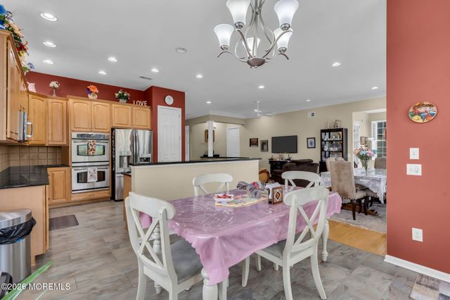 28 Kings North Road, Jackson, NJ 08527