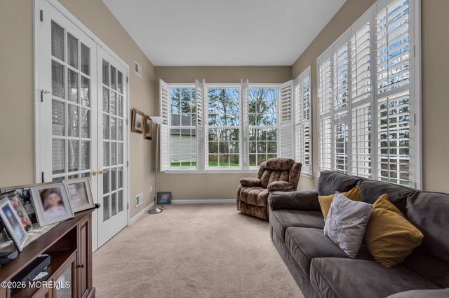 28 Kings North Road, Jackson, NJ 08527