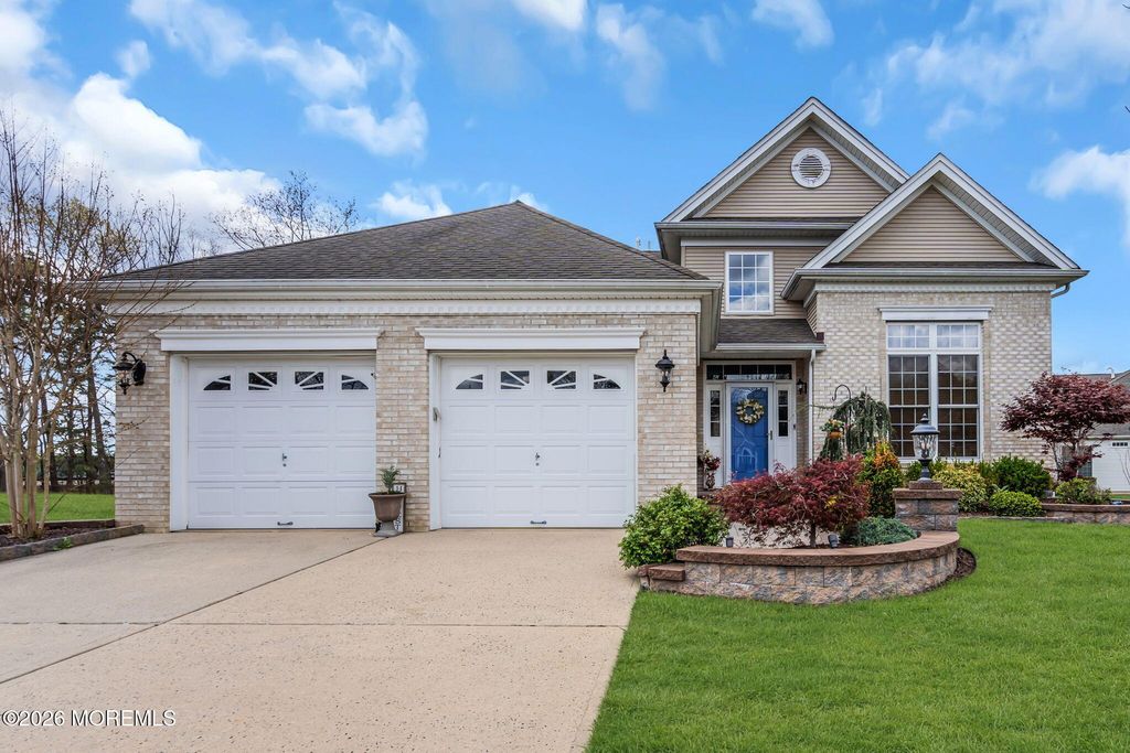 28 Kings North Road, Jackson, NJ 08527