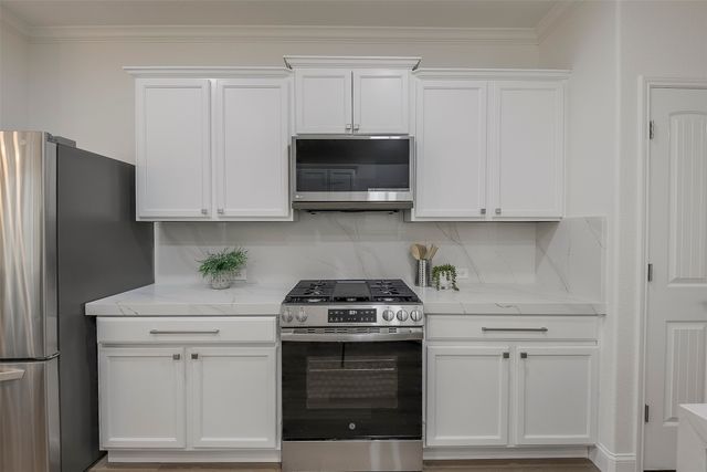 2828 Houston Wood Drive, Fort Worth, TX 76244