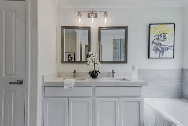 2828 Houston Wood Drive, Fort Worth, TX 76244