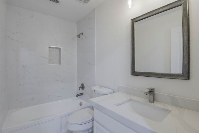 2828 Houston Wood Drive, Fort Worth, TX 76244