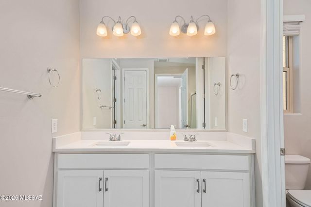 10190 S Rolling Water Drive, Vail, AZ 85641