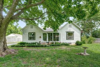 223 East Mill Street, Republic, MO 65738