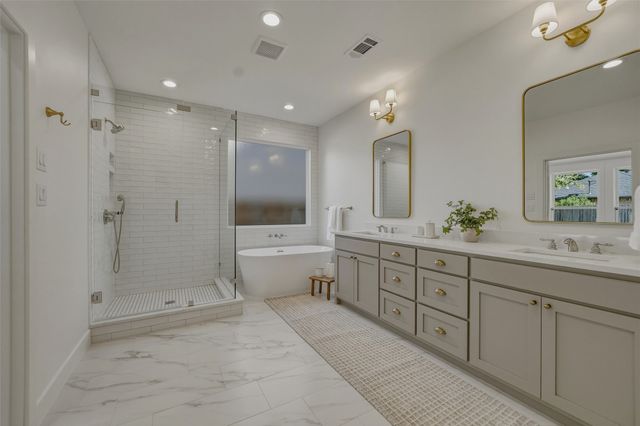 2908 Woodhaven Drive, Grapevine, TX 76051