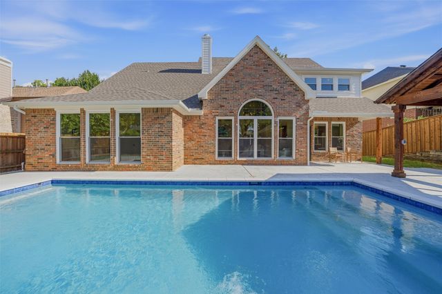 2908 Woodhaven Drive, Grapevine, TX 76051