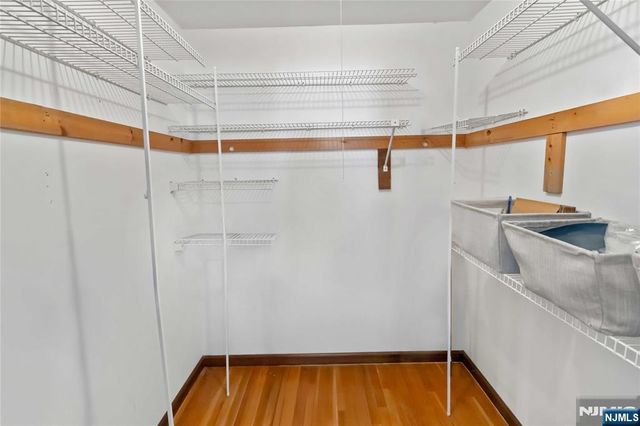 18 Kings Court, Woodcliff Lake, NJ 07677