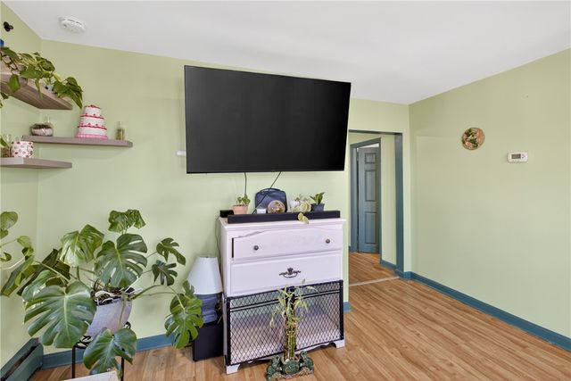 9 Cobb Street, East Providence, RI 02914