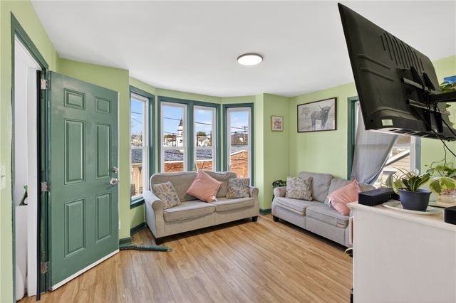 9 Cobb Street, East Providence, RI 02914