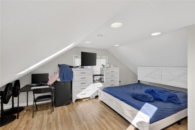 9 Cobb Street, East Providence, RI 02914