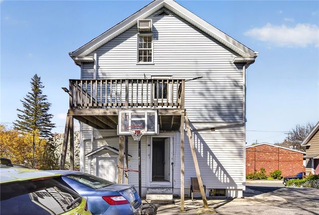 9 Cobb Street, East Providence, RI 02914