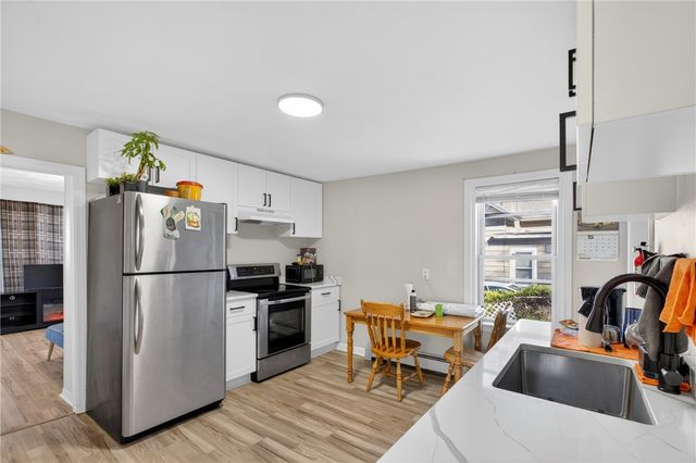 9 Cobb Street, East Providence, RI 02914