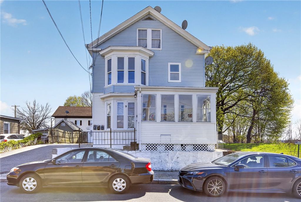9 Cobb Street, East Providence, RI 02914
