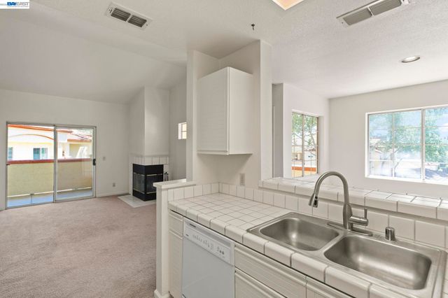 6967 Stagecoach Rd G, Dublin, CA 94568