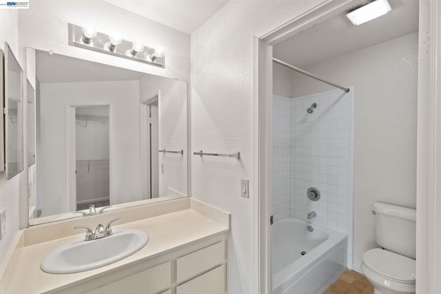 6967 Stagecoach Rd G, Dublin, CA 94568