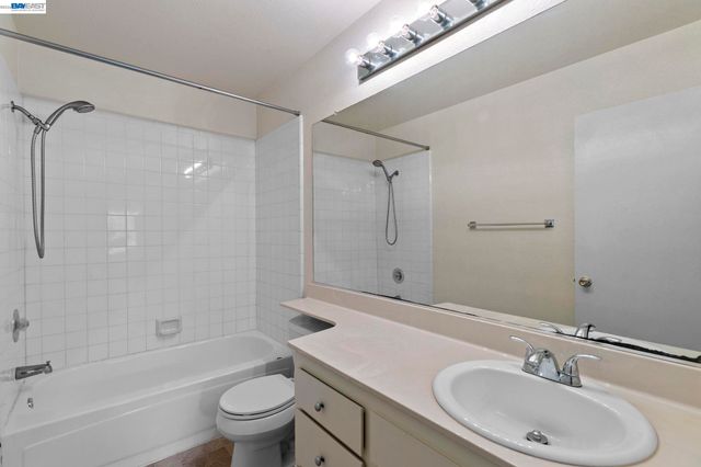 6967 Stagecoach Rd G, Dublin, CA 94568