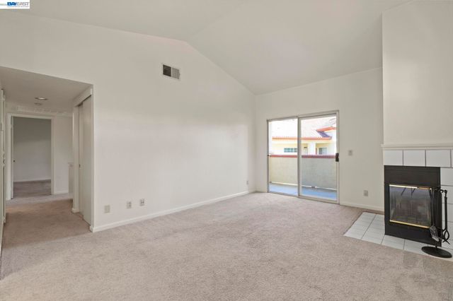 6967 Stagecoach Rd G, Dublin, CA 94568