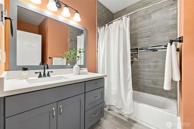 3301 17th Avenue S, Seattle, WA 98144