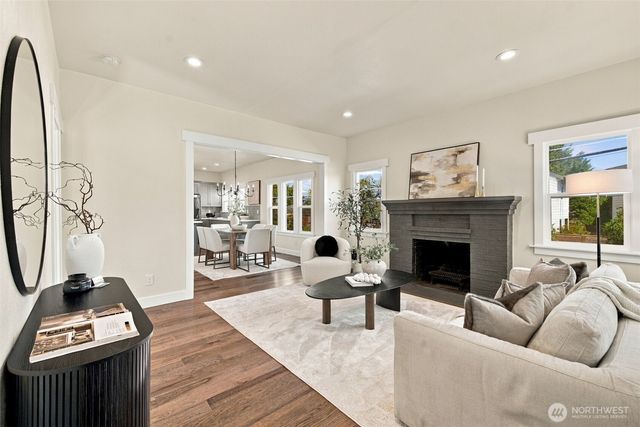 3301 17th Avenue S, Seattle, WA 98144