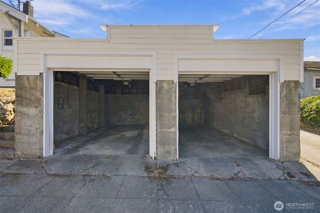 3301 17th Avenue S, Seattle, WA 98144