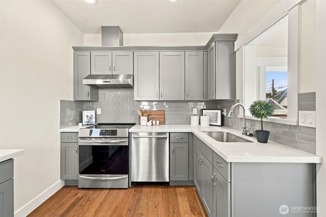 3301 17th Avenue S, Seattle, WA 98144