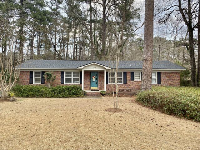 304 Greenbay Street, Walterboro, SC 29488