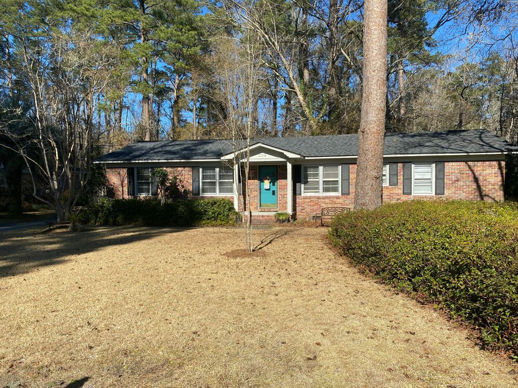 304 Greenbay Street, Walterboro, SC 29488