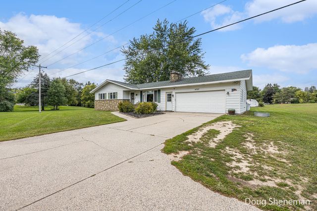 4707 Cannonsburg Road NE, Belmont, MI 49306