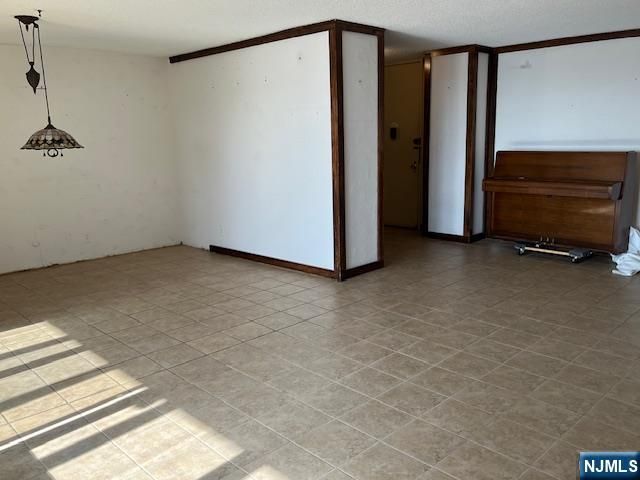 300 Winston Drive 502, Cliffside Park, NJ 07010