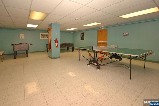 300 Winston Drive 502, Cliffside Park, NJ 07010