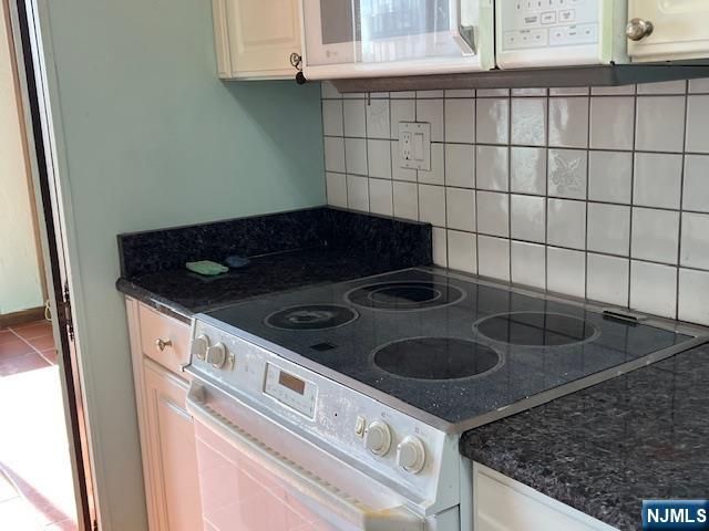 300 Winston Drive 502, Cliffside Park, NJ 07010