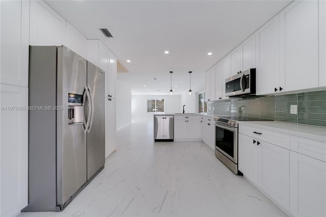 9826 SW 222nd Ter 9826, Cutler Bay, FL 33190