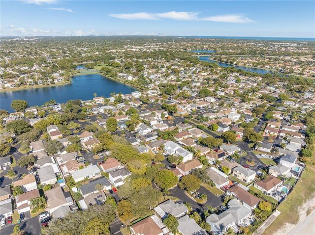 9826 SW 222nd Ter 9826, Cutler Bay, FL 33190